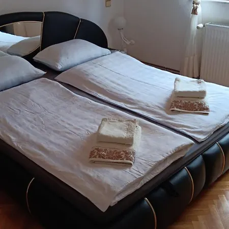Lejla Mit Balkon Lägenhet *