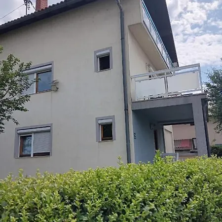 Lejla Mit Balkon * Sarajevo
